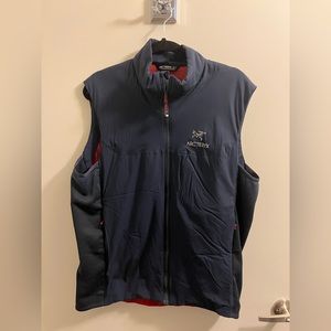 arc'teryx men’s ATOM lightweight vest
